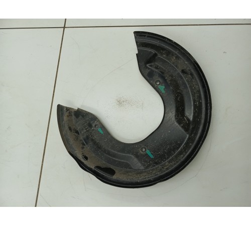 Пыльник кожух тормозного диска задний левый