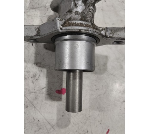 Главный тормозной цилиндр