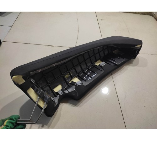 Боковая поддержка заднего сиденья левая