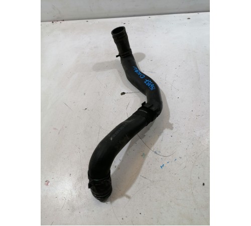 Патрубок системы охлаждения