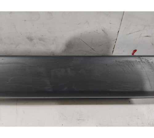 Накладка двери (задняя правая)