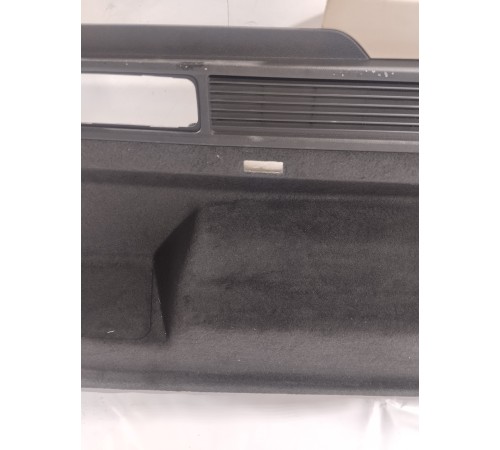 Обшивка багажника (задняя левая)