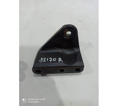 Кронштейн двигателя(правый)