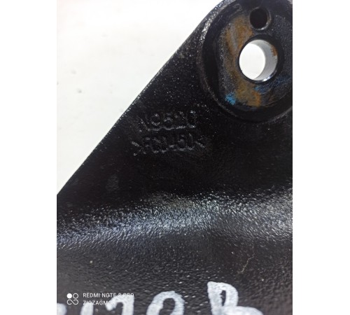 Кронштейн двигателя(правый)