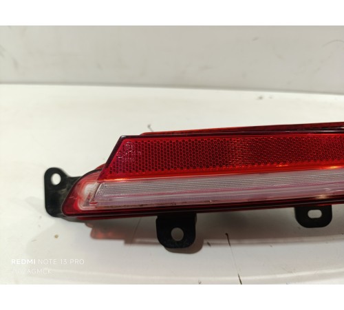 Задний фонарь бампера правый