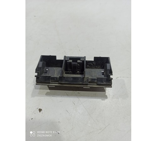 Ручка открывания задней двери (багажника)