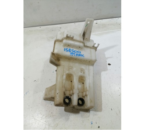 Бачок омывателя лобового стекла