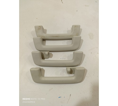 Комплект ручек потолка