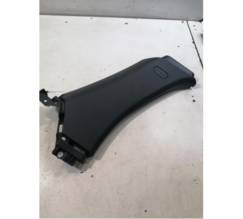 Обшивка стойки задняя левая