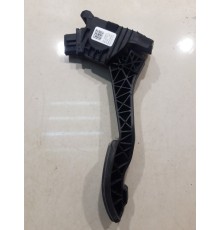 Педаль акселератора