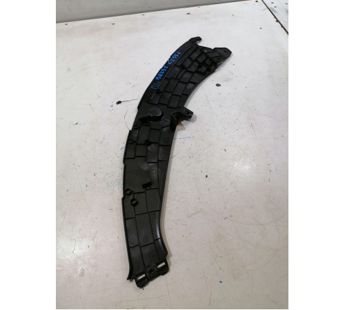 Накладка фары передняя правая