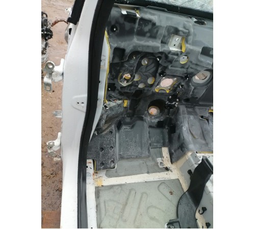 Лонжерон (четверть) передний правый