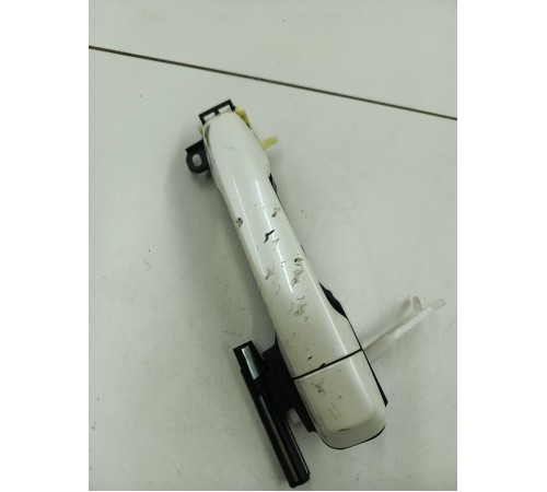 Ручка двери задняя правая наружная