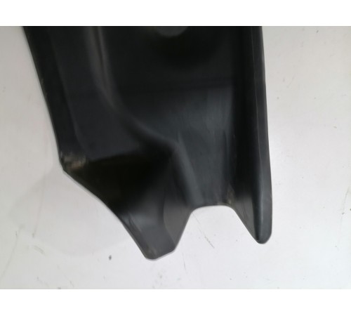 Накладка заднего бампера верхняя правая