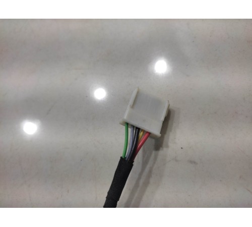 Электропроводка доводчика крышки багажника