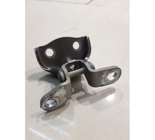 Петля двери (задняя, правая, верхняя)