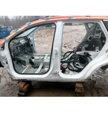 Порог со стойкой левый