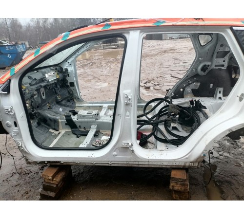 Порог со стойкой левый