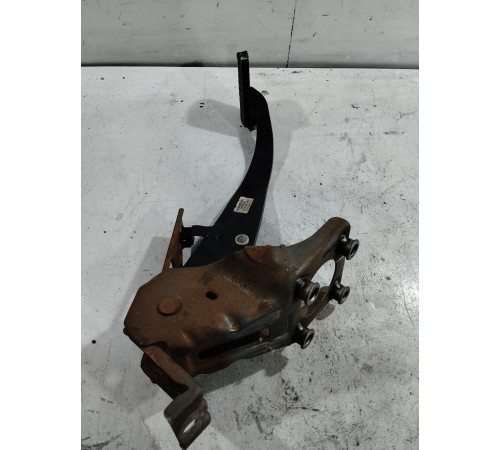 Педаль тормоза