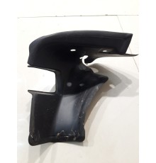 Обшивка крышки багажника (правая)