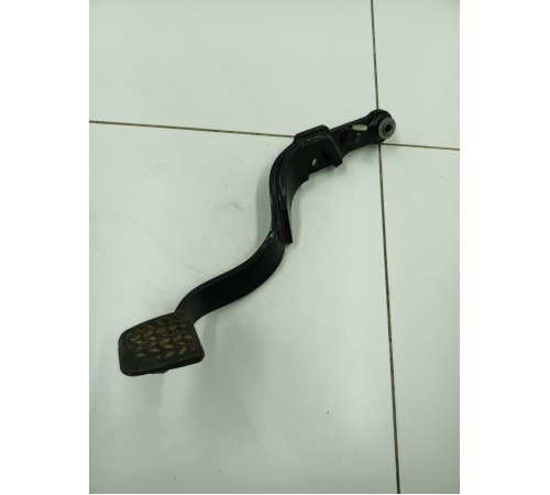 Педаль тормоза