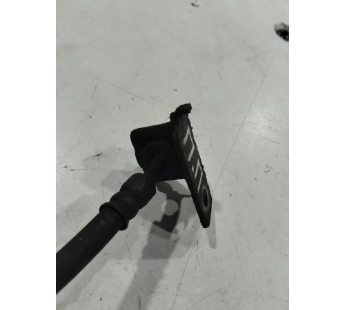 Тормозной шланг(передний правый)