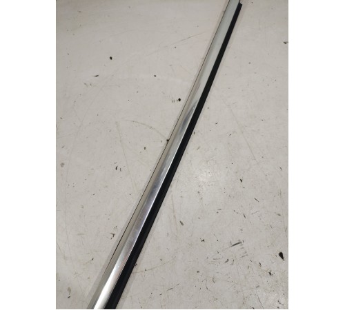 Уплотнитель стекла (задний левый наружный)