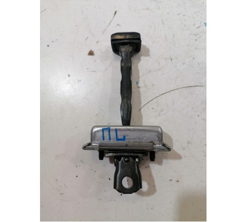 Ограничитель двери передний левый