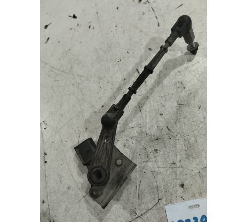 Датчик высоты дорожного просвета(задний левый)