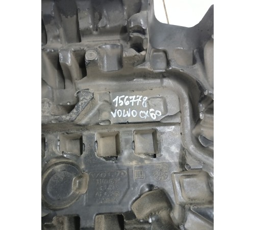 Накладка двигателя декоративная