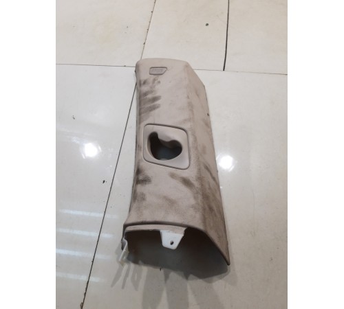 Обшивка стойки задней правой