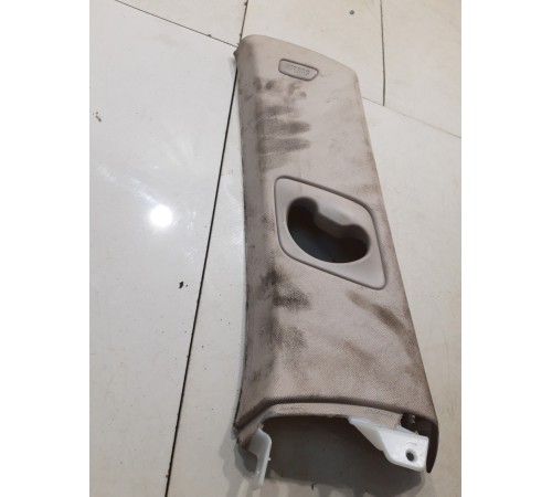 Обшивка стойки задней правой