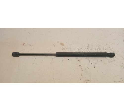 Амортизатор капота