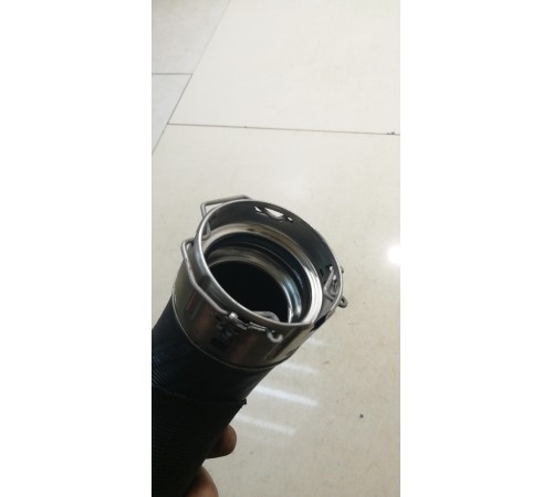 Патрубок системы охлаждения