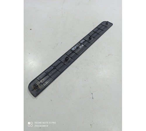 Накладка порога (передняя левая)