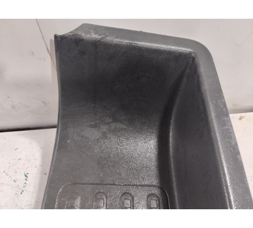 Подножка передняя левая