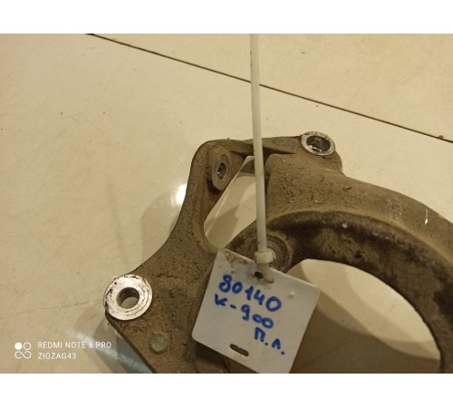 Кронштейн стойки и верхних рычагов(передний левый)