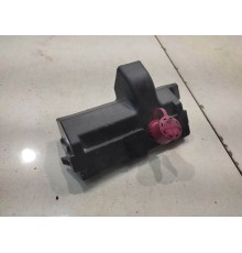 накладка плюсового провода аккумулятора