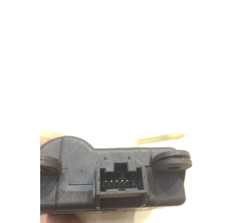 Моторчик привода заслонок отопителя