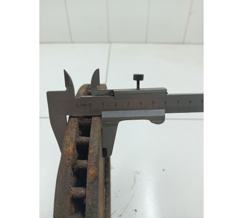 Диск тормозной передний 