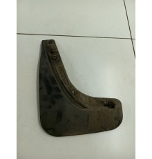 Брызговик задний левый