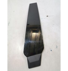 Накладка центральной стойки левая наружная