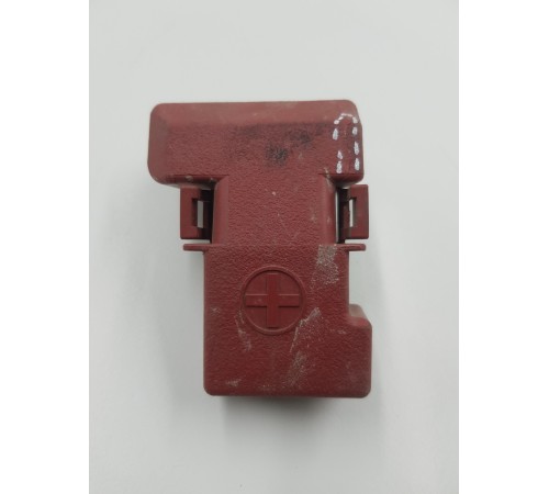 Крышка клеммы аккумулятора плюсовая