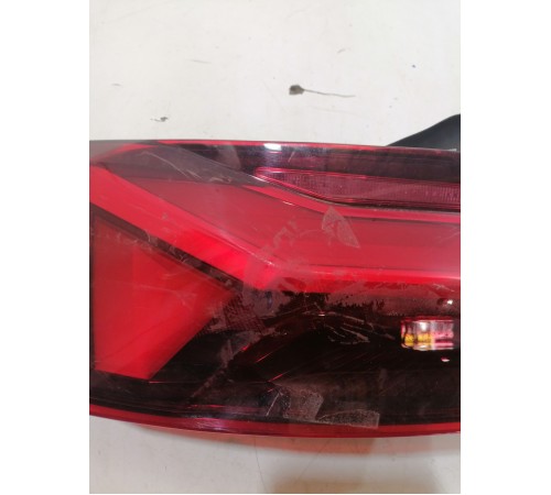 Фонарь задний левый