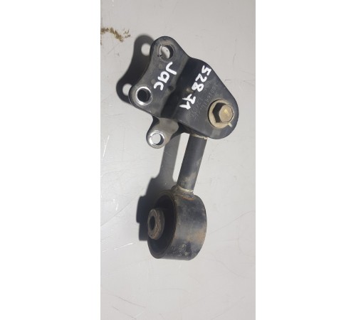 Опора двигателя задняя