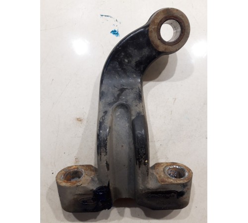 Рычаг подвески (передний левый)