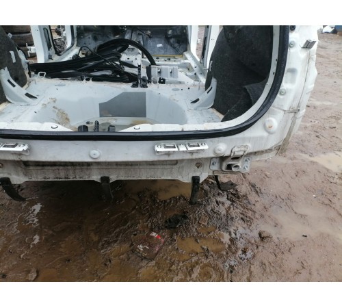 Панель задняя