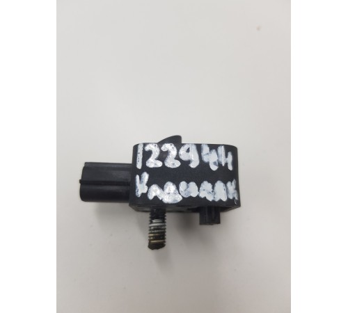 Датчик удара AirBag передний правый