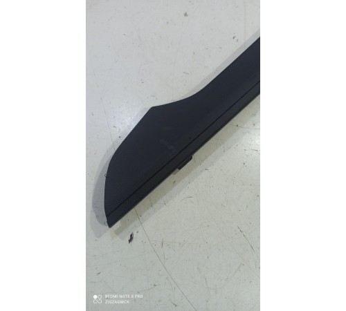 Накладка центральной консоли передняя левая