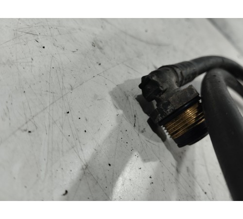 Штуцер тормозной системы №1